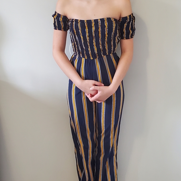 Jumpsuit - Picture 5 of 5